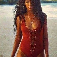 Rihanna-16