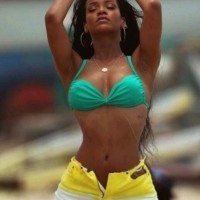 Rihanna-52