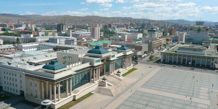 Moğolistan Gezilecek Yerler