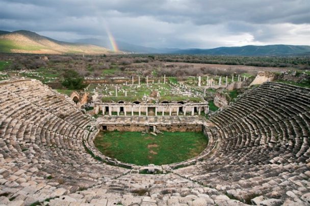 afrodisias kucuk 874x583 685x456