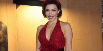 Burcu Güneş Kimdir? 22 burcu güneş 12