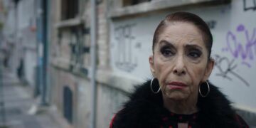 Hümeyra Kimdir? 15 hümeyra 2