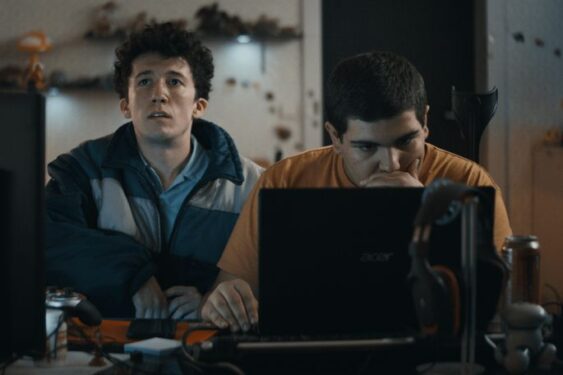 How to Sell Drugs Online (Fast) Dizi Konusu ve Oyuncuları 4 how to sell drugs online fast 4 685x456