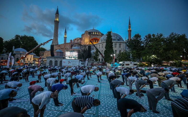 Bayram Namazı Nasıl Kılınır? 3 kurban bayrami one cikan ve 2