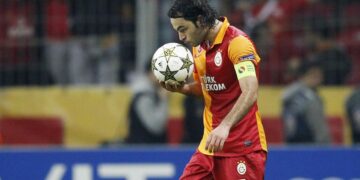 Selçuk İnan Kimdir? 8 selcuk inan 15