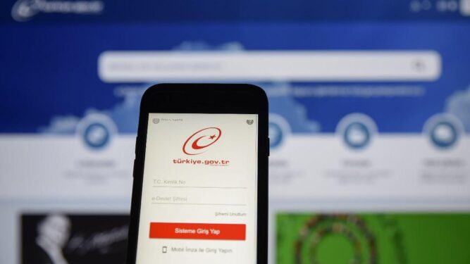 E-Devlet Üzerinden Neler Yapılabilir? 4 E devlet üzerinden neler yapılabilir?
