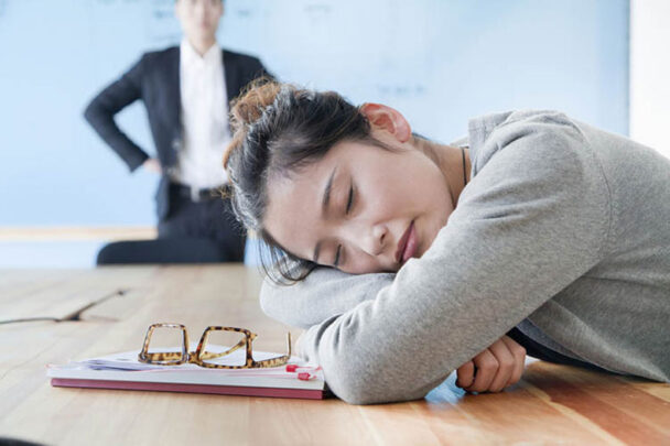 Hipersomnia (Hypersomnia) Nedir? - MaksatBilgi