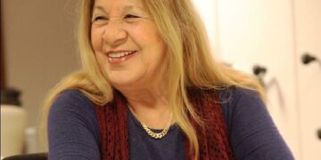 Ayla Algan Kimdir? 19 ayla algan 9