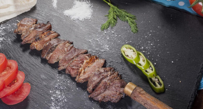 Cağ Kebabı Tarifi, Nasıl Yapılır? (Videolu) 3 cağ kebabı