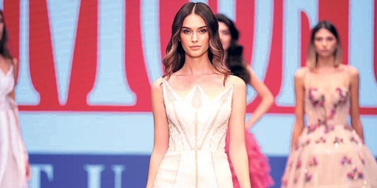 aleyna deniz one cikan