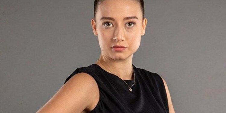 aleyna kalaycioglu one cikan