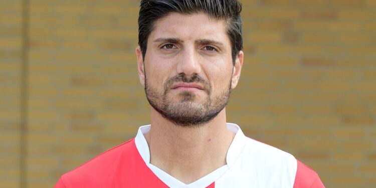 baris ozbek one cikan