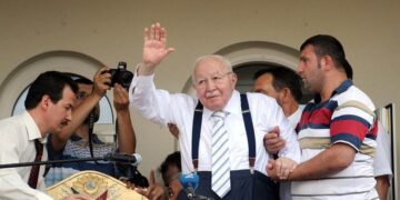 Necmettin Erbakan Kimdir? 7 necmettin erbakan 8