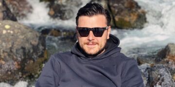 Ekin Uzunlar Kimdir? 17 ekin uzunlar 4