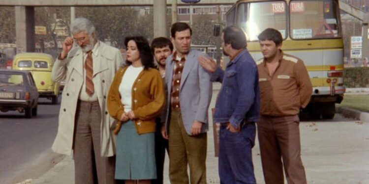 yedi bela husnu film konusu one cikan
