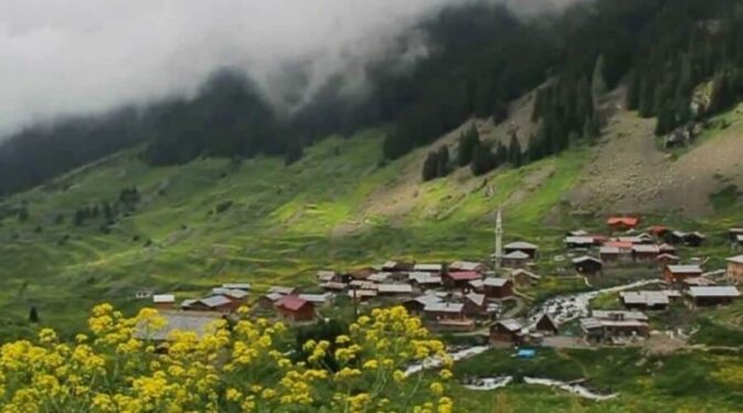 Rize'de Gezip Görmeniz Gereken Harika Köy ve Yaylalar! 6 amlakit yaylasi