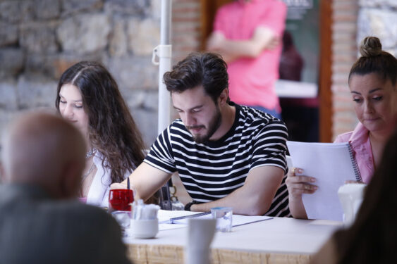 El Kızı Dizi Konusu ve Oyuncuları 4 el kizi dizi konusu 3