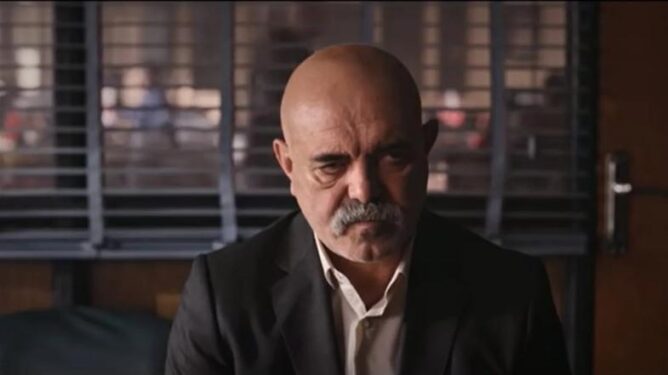Beni Çok Sev Film Konusu ve Oyuncuları 4 Beni Çok Sev Netflix
