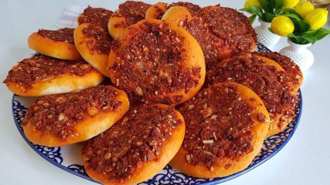 Biberli Ekmek Tarifi, Nasıl Yapılır? (Videolu) 2 biberli ekmek tarifi3