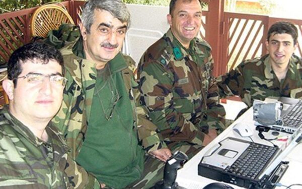 Özdemir Bayraktar Kimdir? 4 ozdemir bayraktar 3