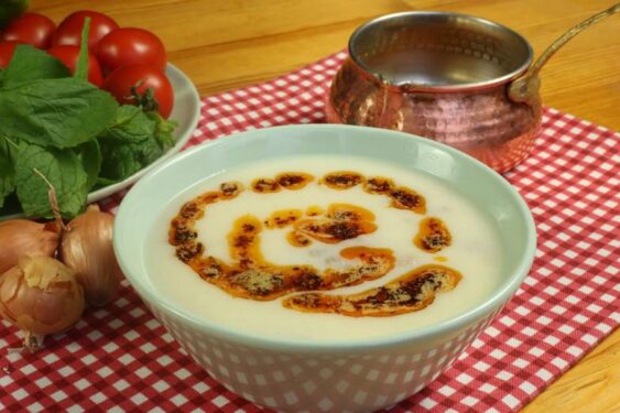 Düğün Çorbası Tarifi, Nasıl Yapılır? 2 Düğün Çorbası Tarifi