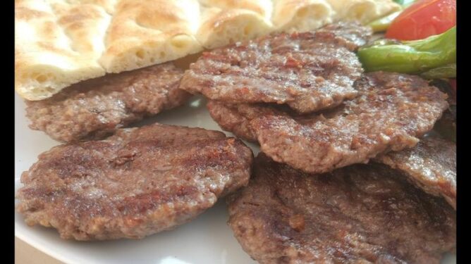 Sivas Köfte Tarifi, Nasıl Yapılır? 3 Sivas Köfte