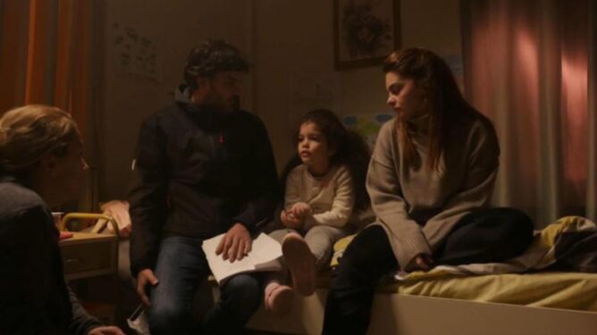 Dalgalar ve İzler Film Konusu ve Oyuncuları 3 Dalgalar ve İzler