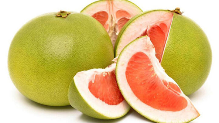 Pomelo meyvesi