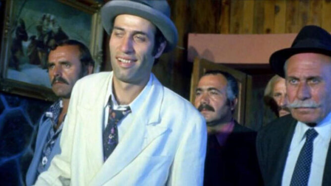 Sahte Kabadayı Film Konusu ve Oyuncuları 4 Sahte Kabadayı Film Konusu