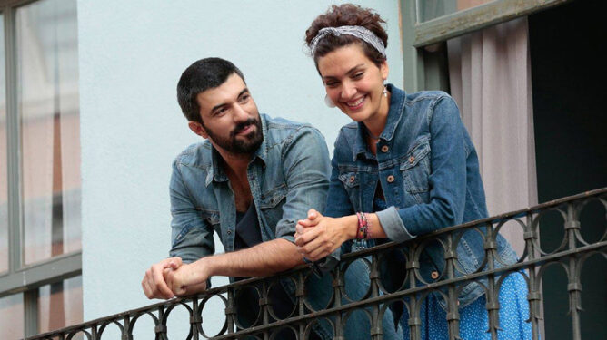 Bir Aşk İki Hayat Film Konusu ve Oyuncuları 4 Bir Aşk İki Hayat Film Konusu