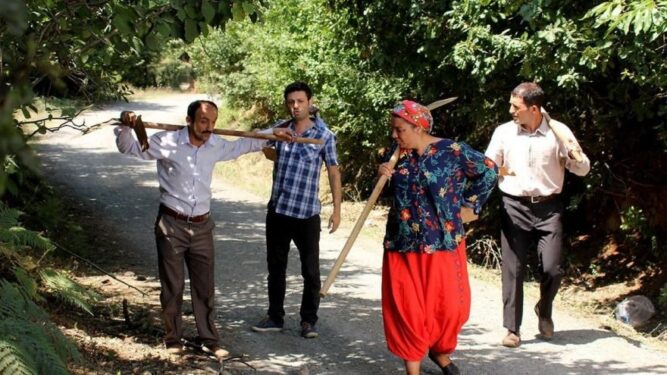 Dargın Kuzenler Filmi Konusu ve Oyuncuları 3 dargin kuzenler filmi konusu ve oyunculari2