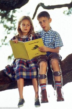 Forrest Gump Konusu ve Oyuncuları 4 Forrest Gump Konusu ve Oyuncuları