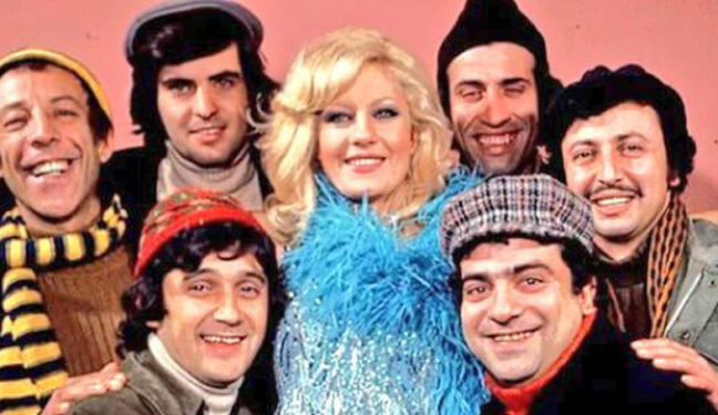 Mavi Boncuk Film Konusu ve Oyuncuları 3 Mavi Boncuk filmi
