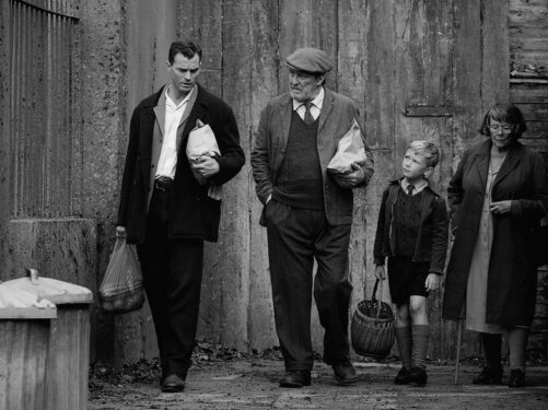 Belfast Film Konusu ve Oyuncuları 4 Belfast filmi
