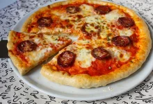 ekmek hamurundan pizza tarifi nasil yapilir videolu4