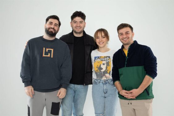 Kendinden Kaçak Filmi Konusu ve Oyuncuları 4 kendinden kacak filmi konusu ve oyunculari5