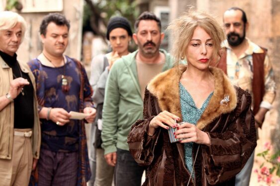 Pek Yakında Film Konusu ve Oyuncuları 3 Pek Yakında filmi