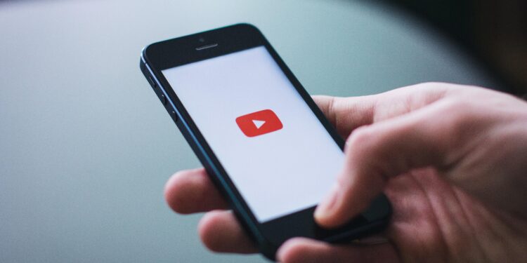 En İyi 10 Psikoloji Konulu YouTube Kanalı