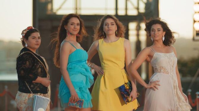 Her Şey Aşktan Film Konusu ve Oyuncuları 3 Her Şey Aşktan filmi