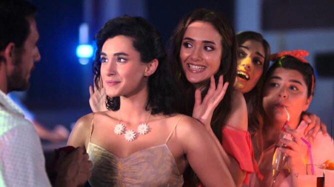 Her Şey Aşktan Film Konusu ve Oyuncuları 4 Her Şey Aşktan filmi