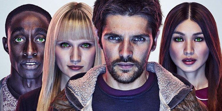 Humans Dizisi Konusu ve Oyuncuları