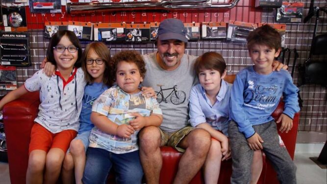 Müsaadenizle Büyükler Filmi Konusu ve Oyuncuları 4 musaadenizle buyukler filmi konusu ve oyunculari4