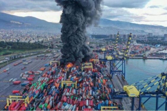 6 Şubat 2023 Kahramanmaraş Depremi / Hatay Depremi 19 iskenderun limani yangini 768x511 1