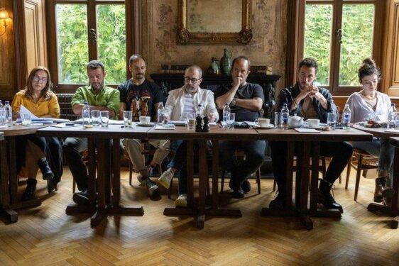 Dilek Taşı Dizi Konusu ve Oyuncuları 4 dilek