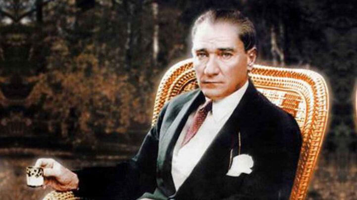 Atatürk’ün Gençliğe Hitabesi ve Hikayesi