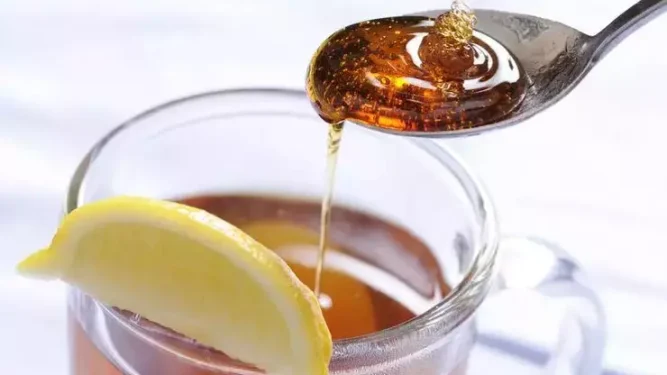 Göz Çapaklanması Neden Olur? Ne İyi Gelir? 4 bal su