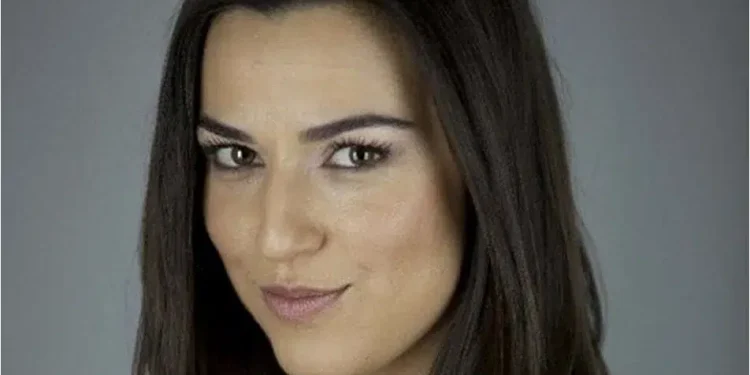 pelin yoru kimdir1
