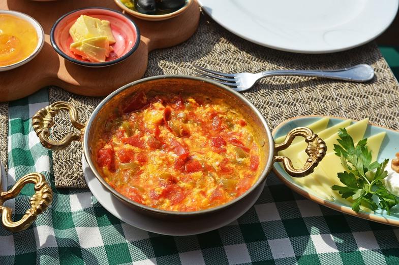 Patatesli Menemen tarifi