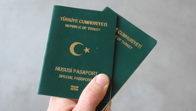 tum yonleriyle turk pasaportu ve ozellikleri 3