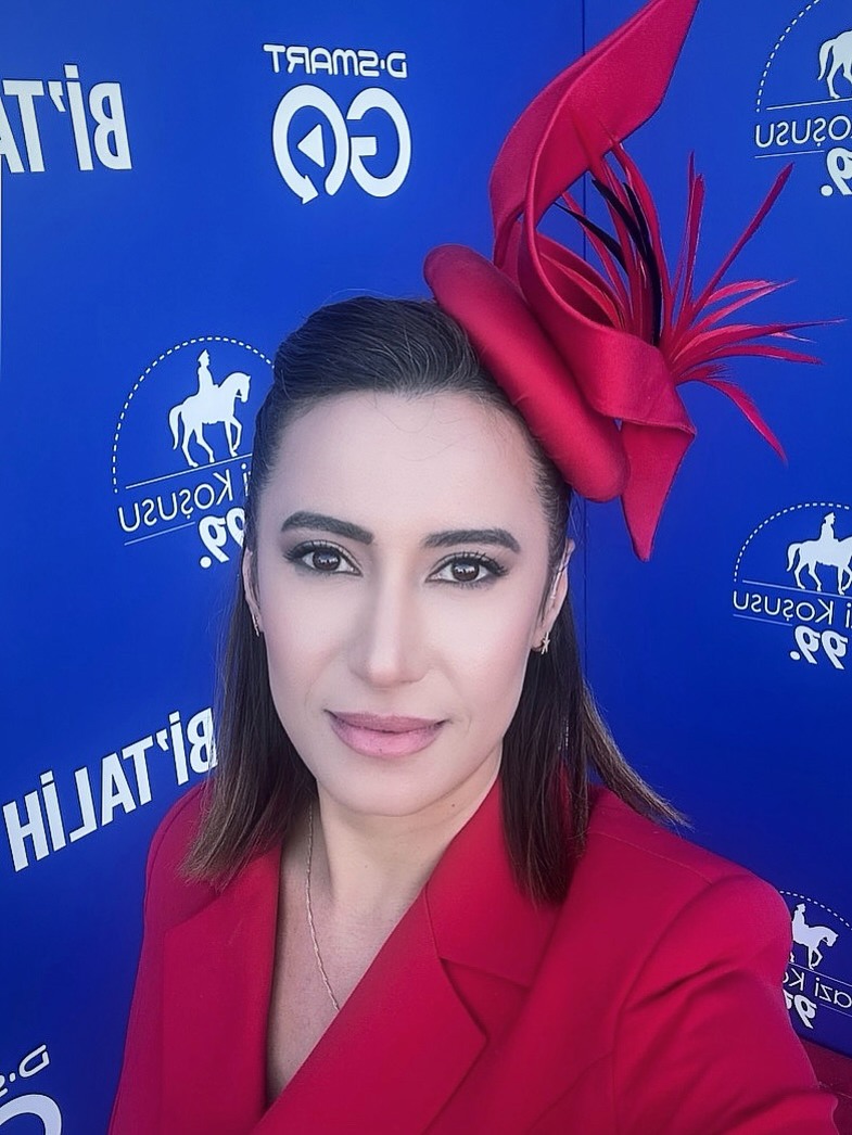 Esen Gök Kimdir? 2 Esen Gök